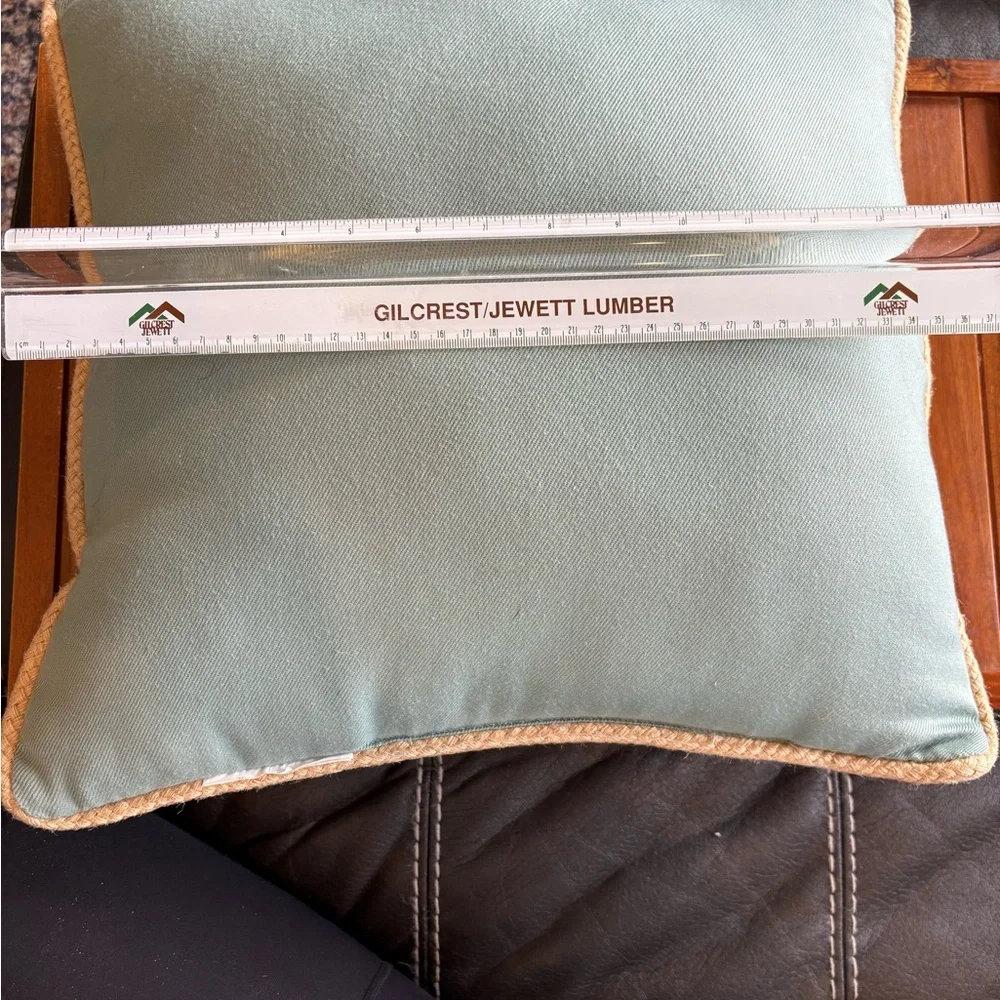Coastal Shorebird Embroidered Accent Pillow in Cream and Brown